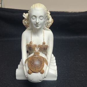Elegant Mermaid Figurine with Turtle